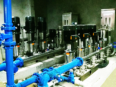 無負(fù)壓供水設(shè)備（304不銹鋼柜體）